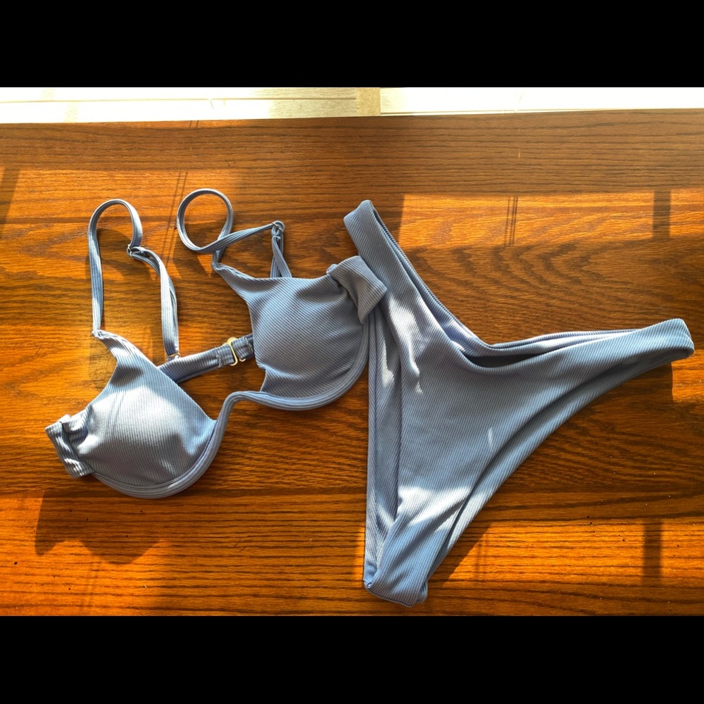 Shein bathing suit! Size large fits like a medium! Must pay for shipping